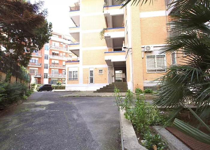 Casetta Up In Ostia